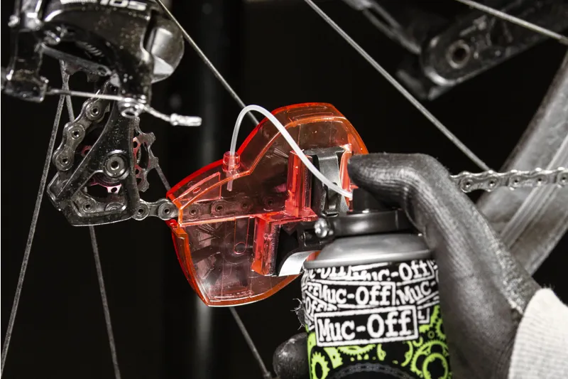 Muc-Off Bio Chain Doc and Chain Cleaner-1